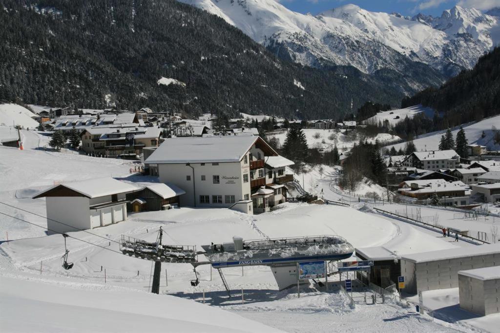 App./Pension Haus Wiesenheim Sankt Anton am Arlberg Buitenkant foto